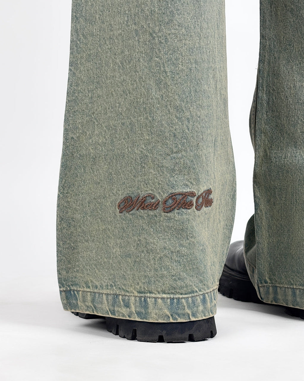 Vintage Blue Wide Flared Jeans